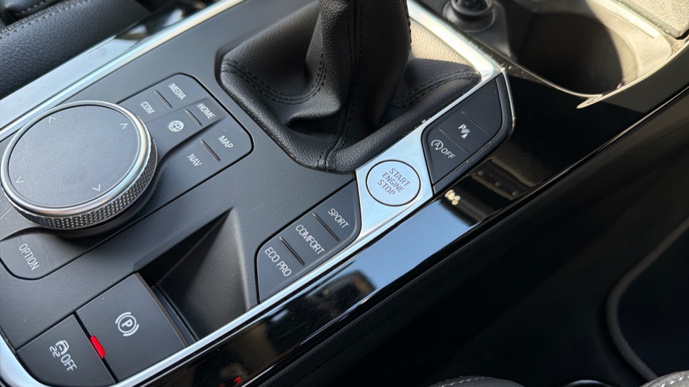 BMW 1 Series 118i [136] Sport 5dr [Live Cockpit Professional] Petrol Hatchback - Image 19