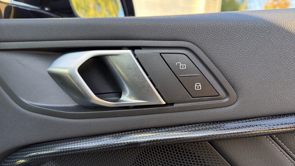 BMW 1 Series 118i [136] Sport 5dr [Live Cockpit Professional] Petrol Hatchback - Image 32
