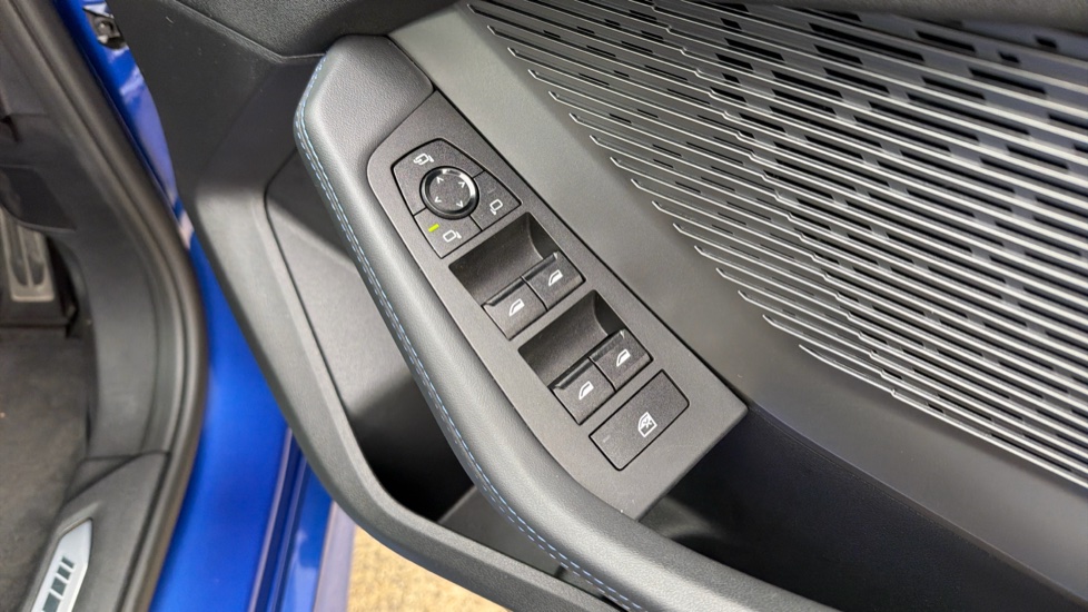 BMW 1 Series 120 M Sport 5dr Step Auto Petrol Hatchback - Image 34