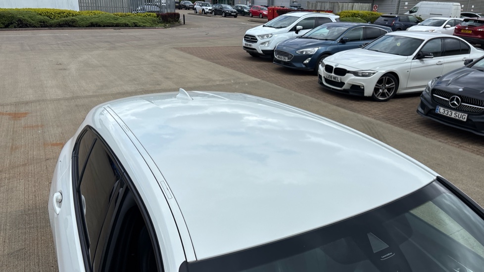 BMW 1 Series 118i M Sport 5dr Step Auto Petrol Hatchback - Image 21