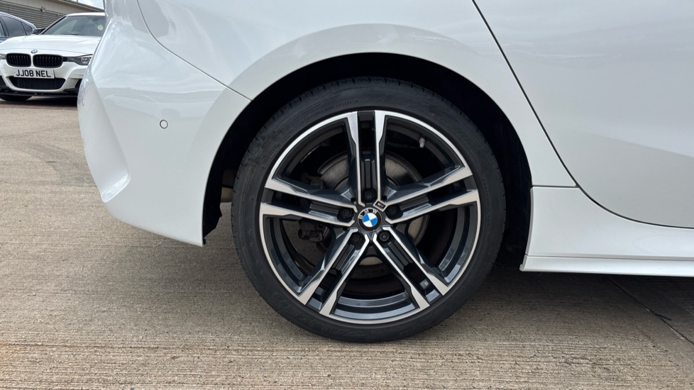BMW 1 Series 118i M Sport 5dr Step Auto Petrol Hatchback - Image 24
