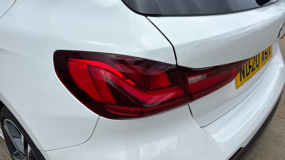 BMW 1 Series 118i M Sport 5dr Step Auto Petrol Hatchback - Image 27