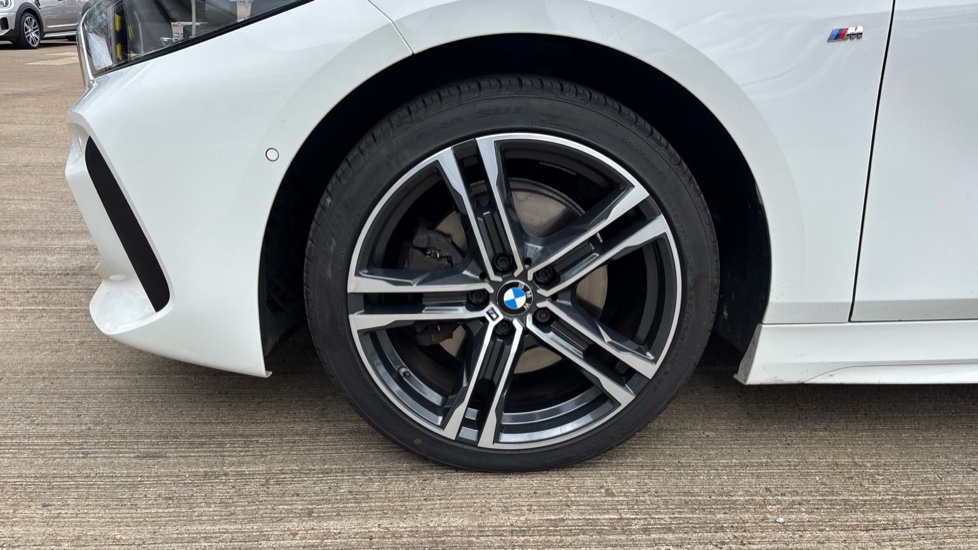 BMW 1 Series 118i M Sport 5dr Step Auto Petrol Hatchback - Image 30