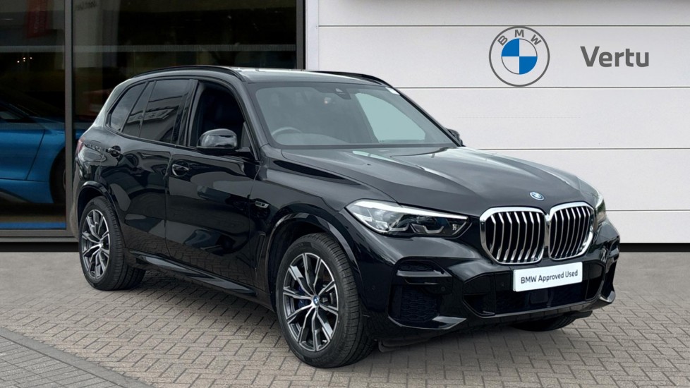 BMW X5 xDrive45e M Sport 5dr Auto Estate - Image 1