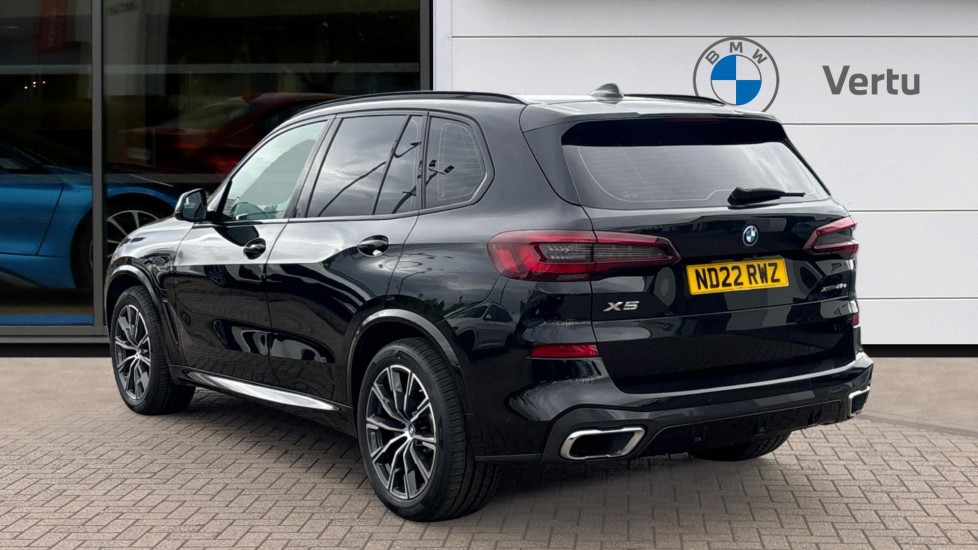 BMW X5 xDrive45e M Sport 5dr Auto Estate - Image 2