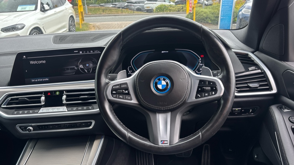 BMW X5 xDrive45e M Sport 5dr Auto Estate - Image 5
