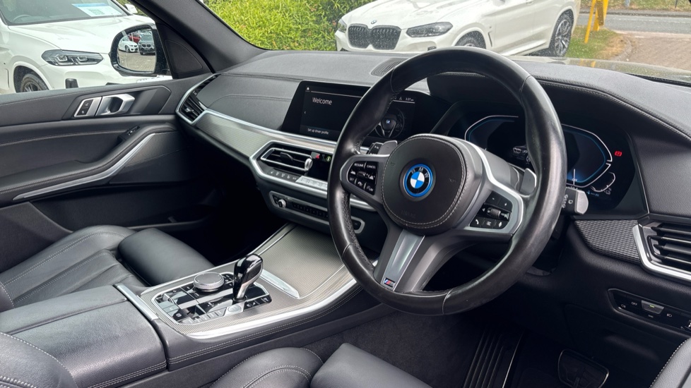 BMW X5 xDrive45e M Sport 5dr Auto Estate - Image 6