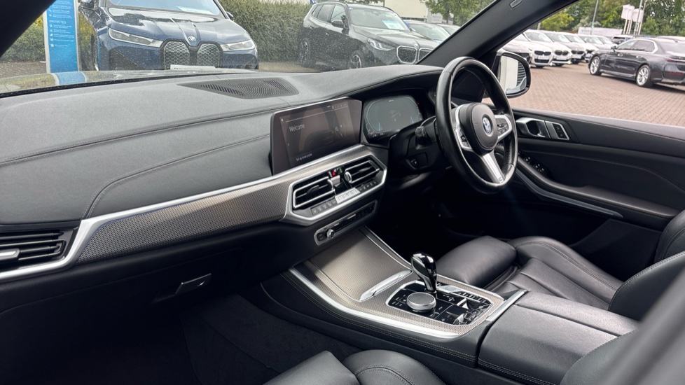BMW X5 xDrive45e M Sport 5dr Auto Estate - Image 7