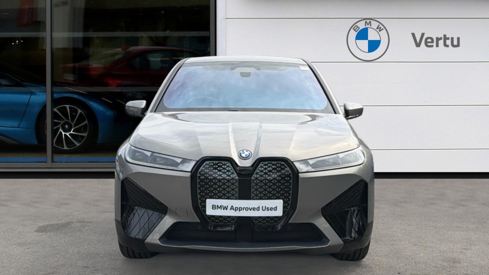 BMW iX 240kW xDrive40 M Sport 76.6kWh 5dr Auto Electric Estate - Image 16