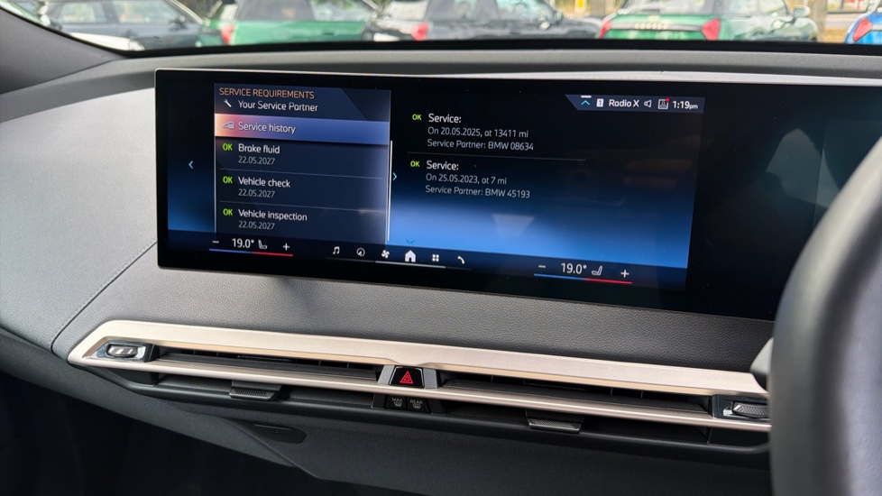 BMW iX 240kW xDrive40 M Sport 76.6kWh 5dr Auto Electric Estate - Image 47