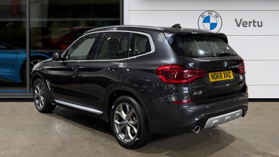 BMW X3 xDrive20i xLine 5dr Step Auto Petrol Estate - Image 2