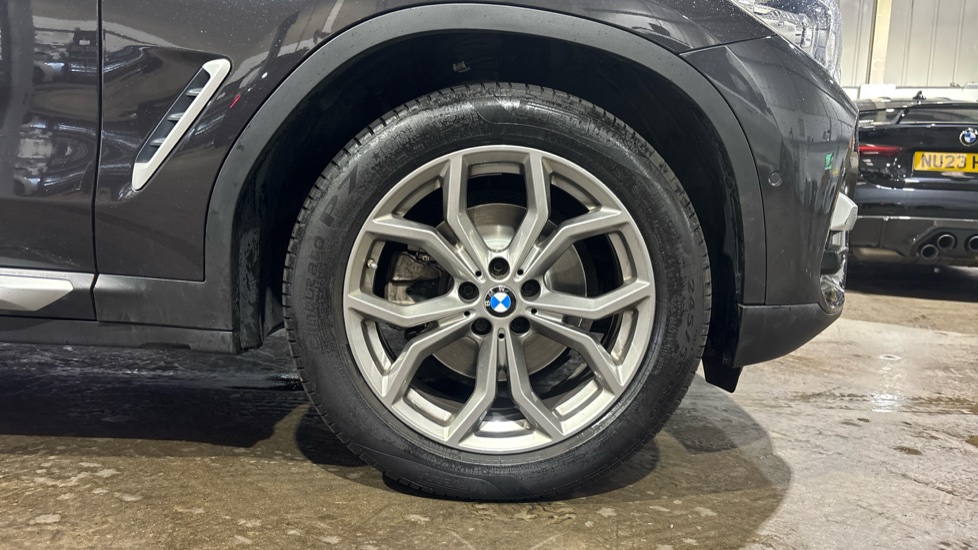 BMW X3 xDrive20i xLine 5dr Step Auto Petrol Estate - Image 14