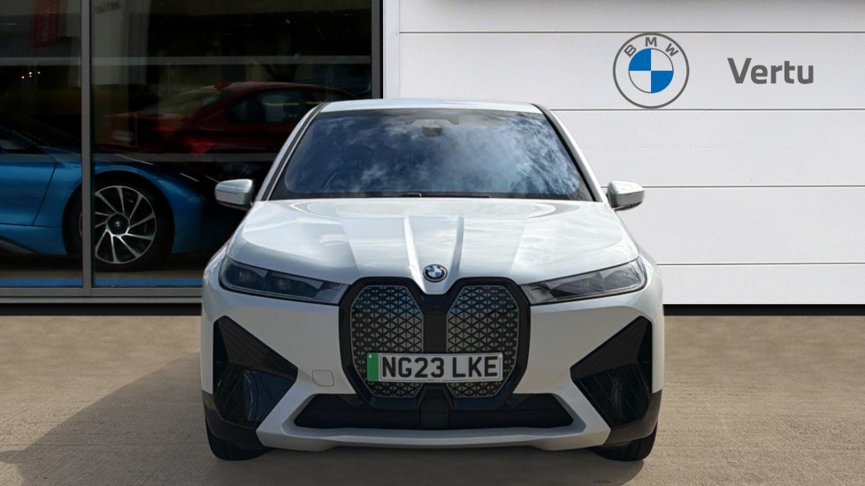BMW iX 240kW xDrive40 M Sport 76.6kWh 5dr Auto Electric Estate - Image 16