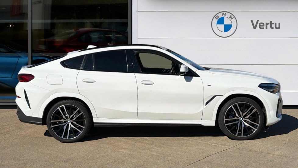 BMW X6 xDrive30d M Sport 5dr Step Auto Diesel Estate - Image 3