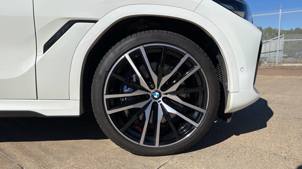 BMW X6 xDrive30d M Sport 5dr Step Auto Diesel Estate - Image 14