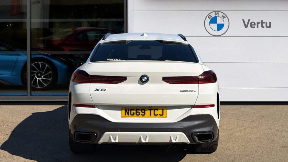 BMW X6 xDrive30d M Sport 5dr Step Auto Diesel Estate - Image 15