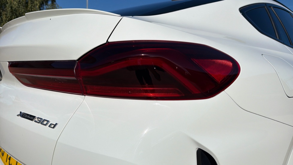 BMW X6 xDrive30d M Sport 5dr Step Auto Diesel Estate - Image 22