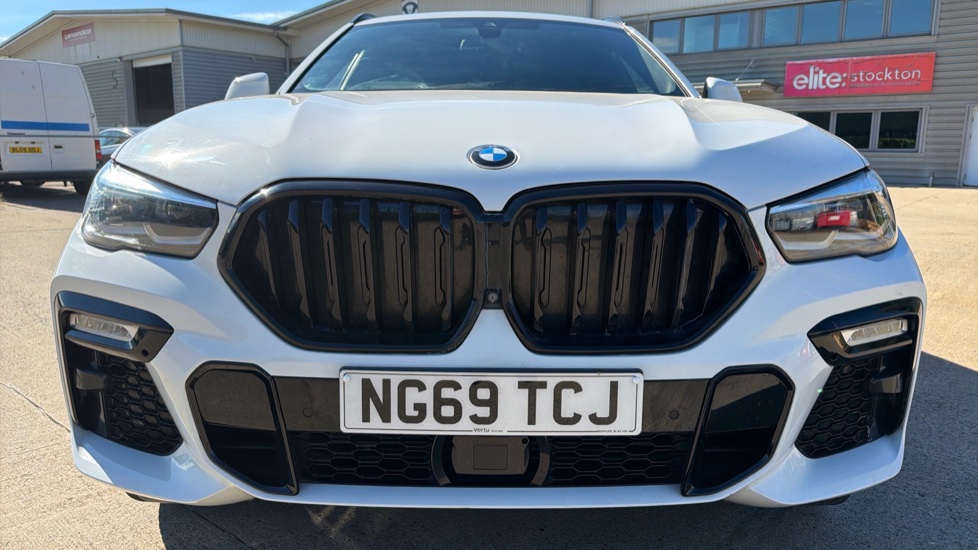 BMW X6 xDrive30d M Sport 5dr Step Auto Diesel Estate - Image 25
