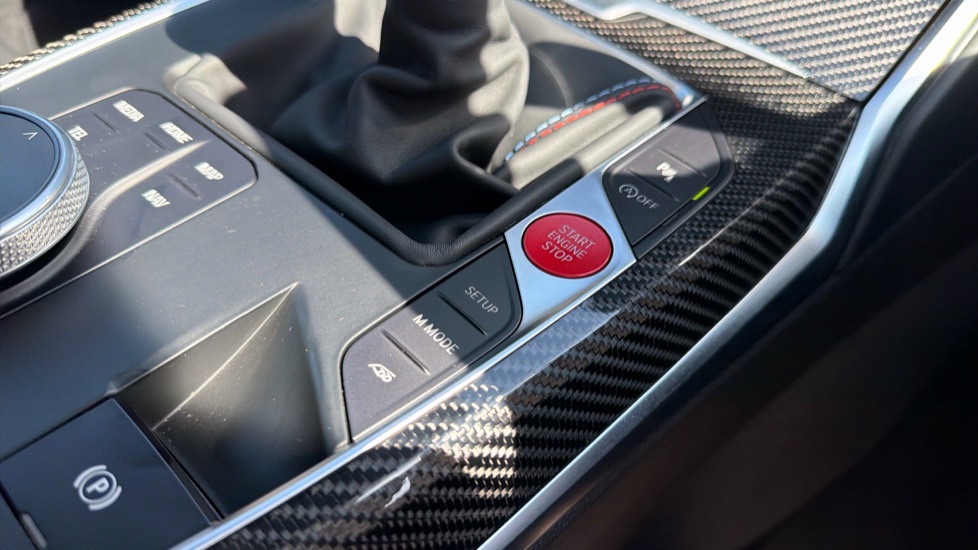 BMW M2 2dr Petrol Coupe - Image 19