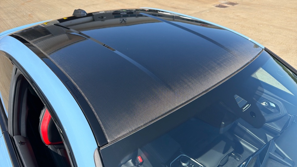 BMW M2 2dr Petrol Coupe - Image 21