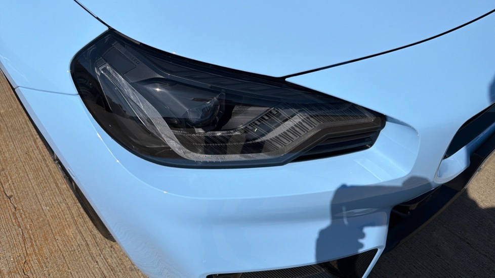 BMW M2 2dr Petrol Coupe - Image 23