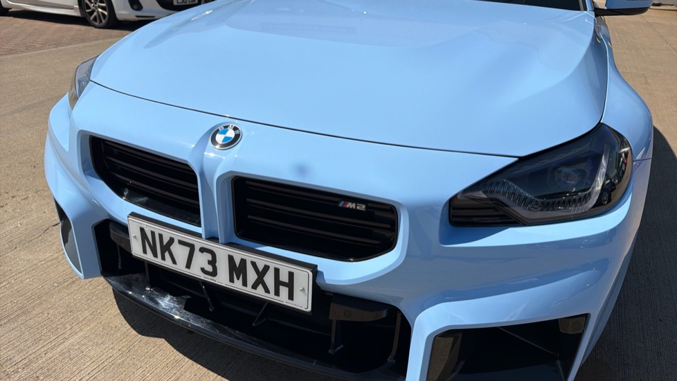 BMW M2 2dr Petrol Coupe - Image 24