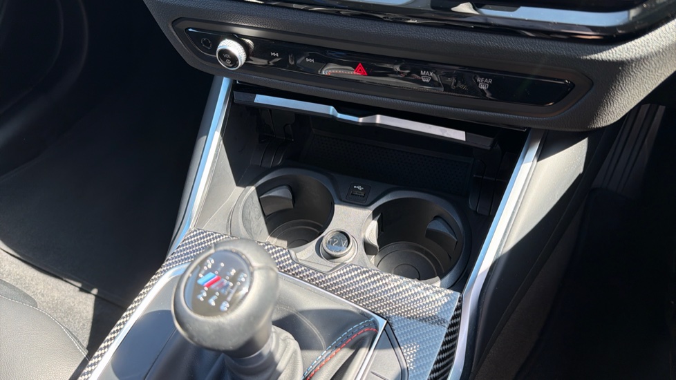 BMW M2 2dr Petrol Coupe - Image 53