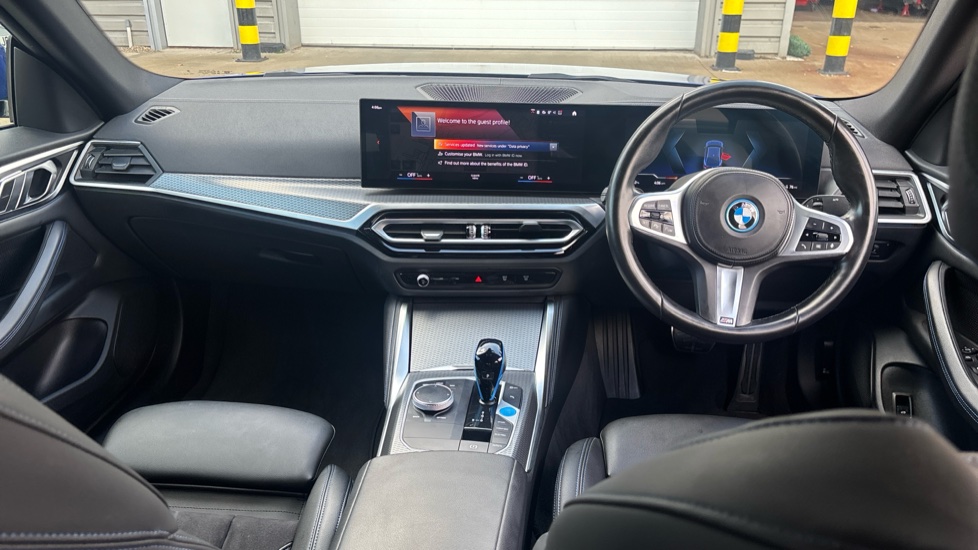 BMW i4 250kW eDrive40 M Sport 83.9kWh 5dr Auto Electric Hatchback - Image 4
