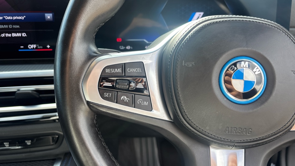 BMW i4 250kW eDrive40 M Sport 83.9kWh 5dr Auto Electric Hatchback - Image 17
