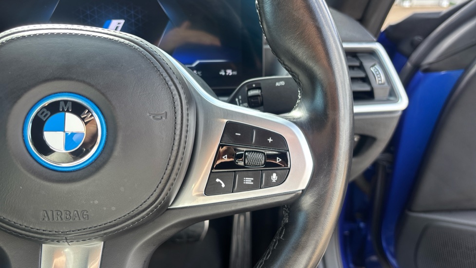 BMW i4 250kW eDrive40 M Sport 83.9kWh 5dr Auto Electric Hatchback - Image 18