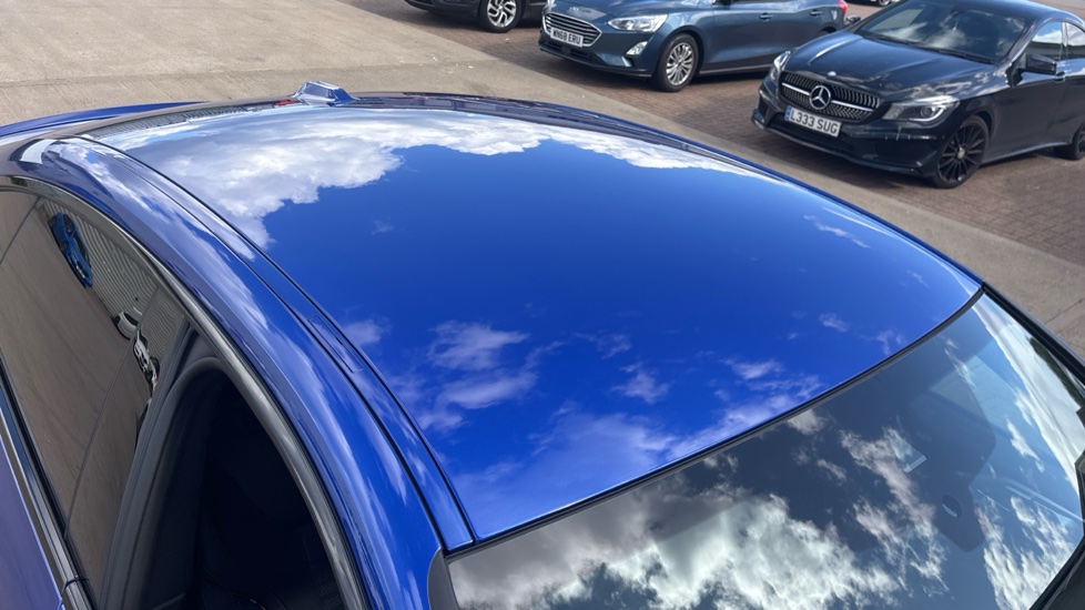 BMW i4 250kW eDrive40 M Sport 83.9kWh 5dr Auto Electric Hatchback - Image 21