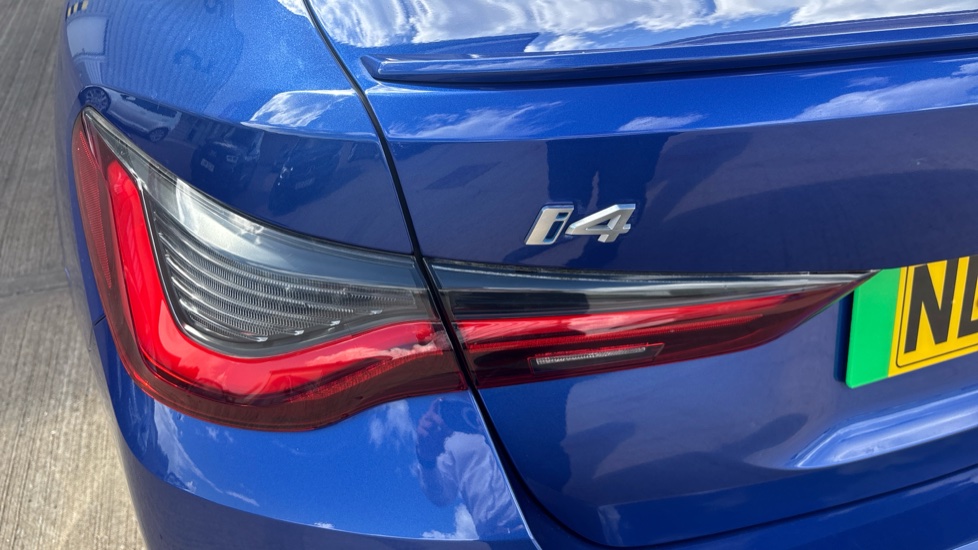 BMW i4 250kW eDrive40 M Sport 83.9kWh 5dr Auto Electric Hatchback - Image 29