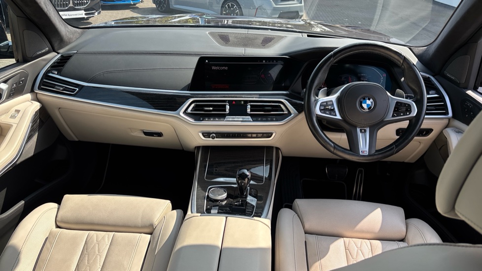 BMW X7 xDrive40d MHT M Sport 5dr Step Auto [6 Seat] Diesel Estate - Image 4