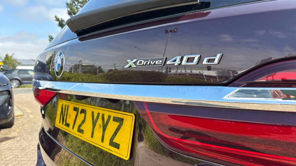 BMW X7 xDrive40d MHT M Sport 5dr Step Auto [6 Seat] Diesel Estate - Image 32