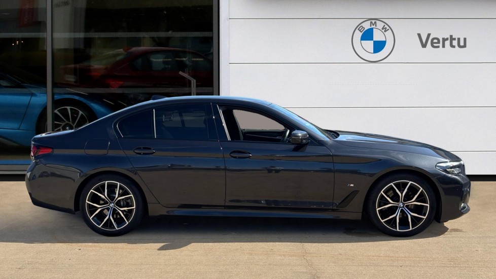 BMW 5 Series 520d MHT M Sport 4dr Step Auto Diesel Saloon - Image 3