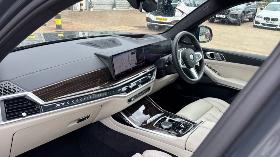 BMW X7 xDrive40d MHT M Sport 5dr Step Auto Diesel Estate - Image 7
