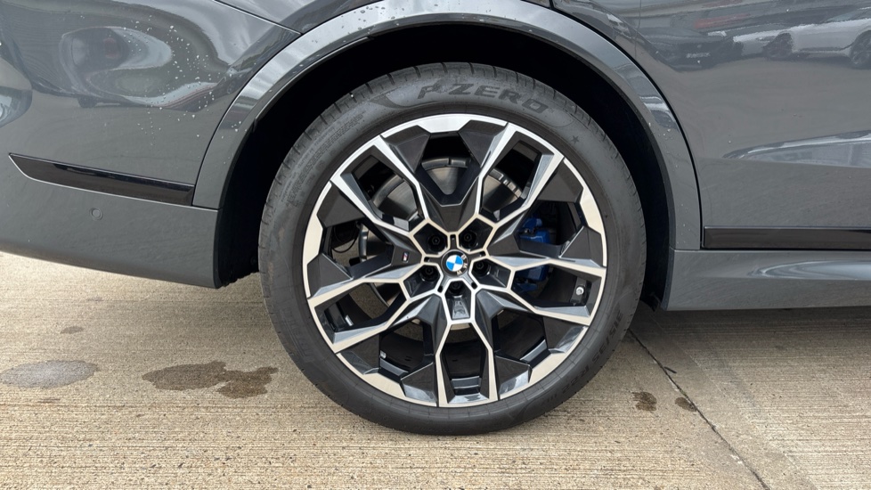 BMW X7 xDrive40d MHT M Sport 5dr Step Auto Diesel Estate - Image 26