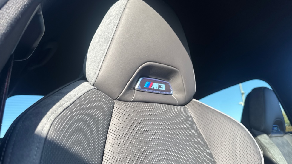 BMW M3 xDrive Competition M 4dr Step Auto [Ultimat Pk] Petrol Saloon - Image 30
