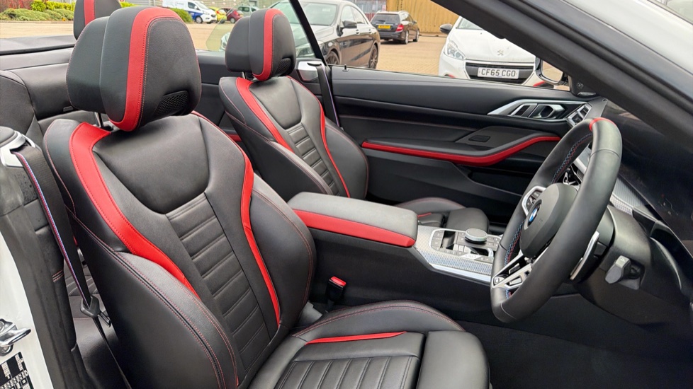 BMW 4 Series M440i xDrive MHT 2dr Step Auto Petrol Convertible - Image 11