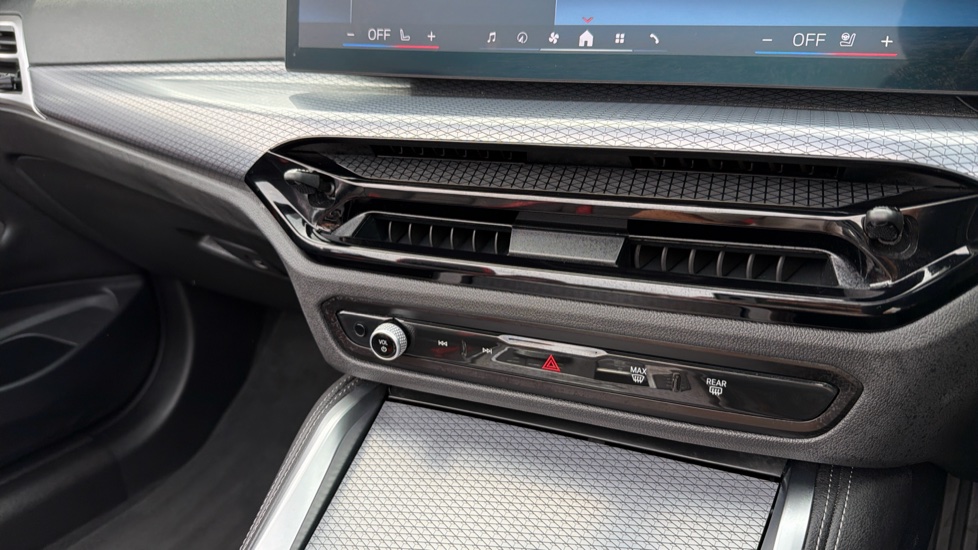 BMW 4 Series M440i xDrive MHT 2dr Step Auto Petrol Convertible - Image 53