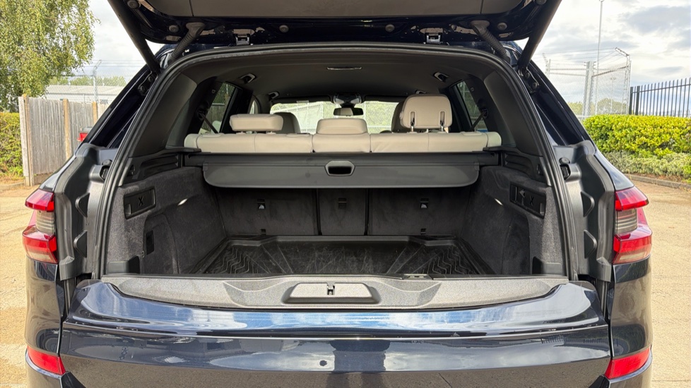 BMW X5 xDrive30d MHT M Sport 5dr Auto Diesel Estate - Image 13