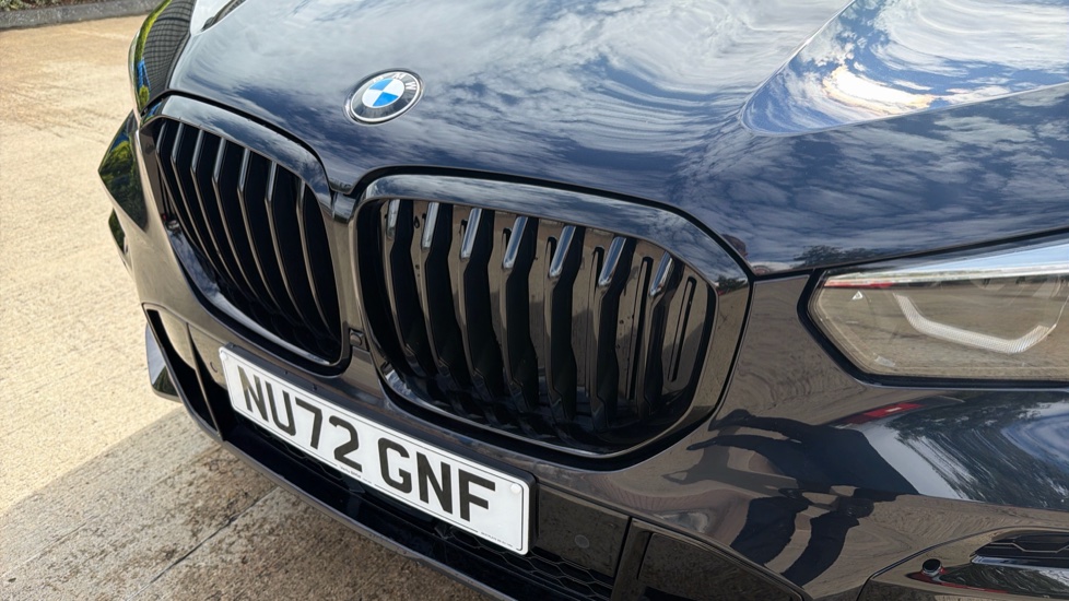 BMW X5 xDrive30d MHT M Sport 5dr Auto Diesel Estate - Image 24
