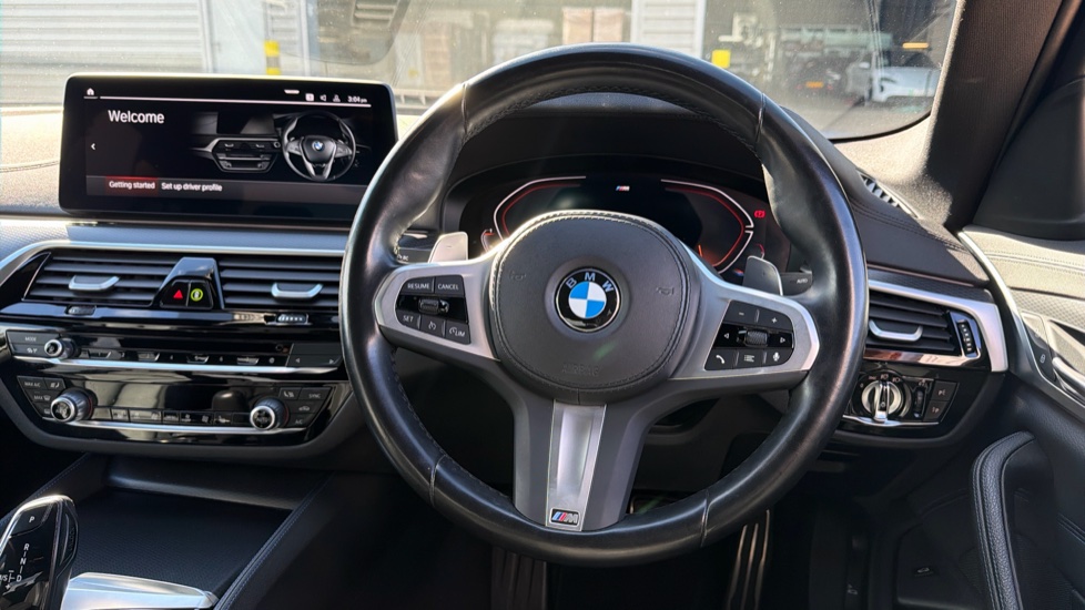 BMW 5 Series 520d xDrive MHT M Sport 4dr Step Auto Diesel Saloon - Image 5