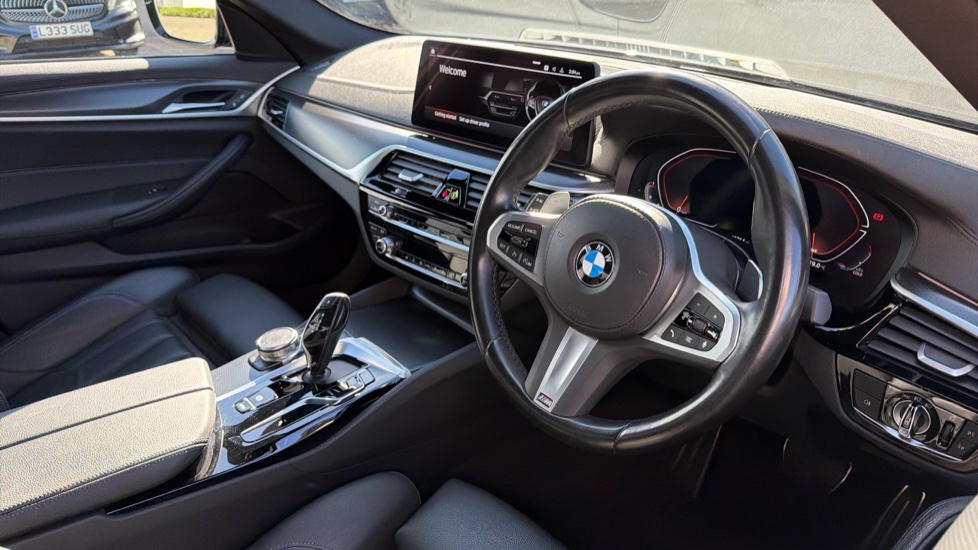BMW 5 Series 520d xDrive MHT M Sport 4dr Step Auto Diesel Saloon - Image 6