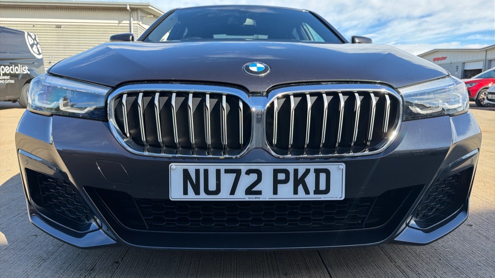 BMW 5 Series 520d xDrive MHT M Sport 4dr Step Auto Diesel Saloon - Image 25