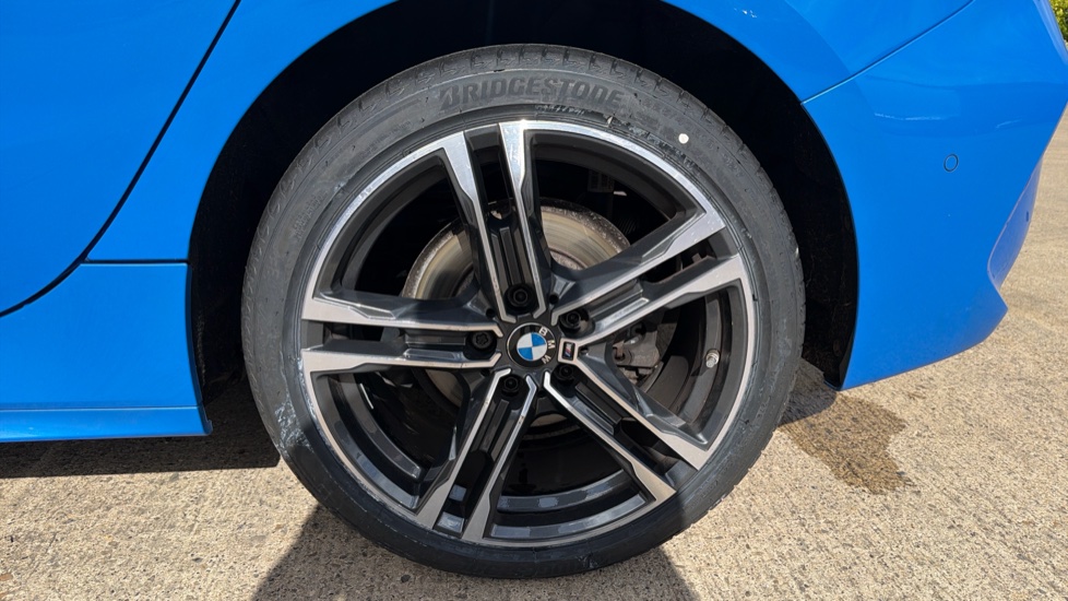BMW 1 Series 118i [136] M Sport 5dr [Live Cockpit Professional] Petrol Hatchback - Image 27