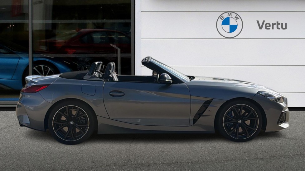 BMW Z4 sDrive M40i 2dr Auto Petrol Roadster - Image 3