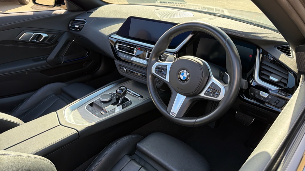 BMW Z4 sDrive M40i 2dr Auto Petrol Roadster - Image 6