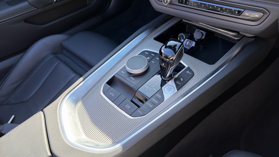 BMW Z4 sDrive M40i 2dr Auto Petrol Roadster - Image 10