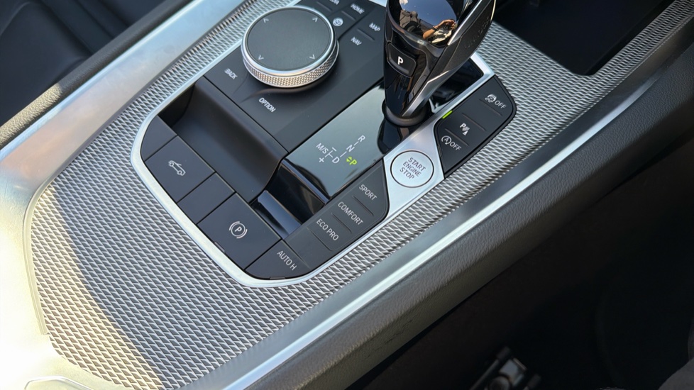 BMW Z4 sDrive M40i 2dr Auto Petrol Roadster - Image 19
